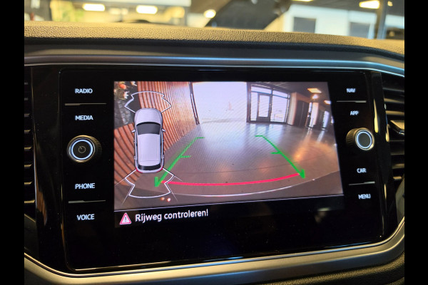 Volkswagen T-Roc 1.5 TSI Sport l DSG l Led l Carplay l Camera l Virtual