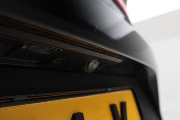 Polestar 2 Long Range Single Motor 78 kWh SOH 95% Panorama, Climate,