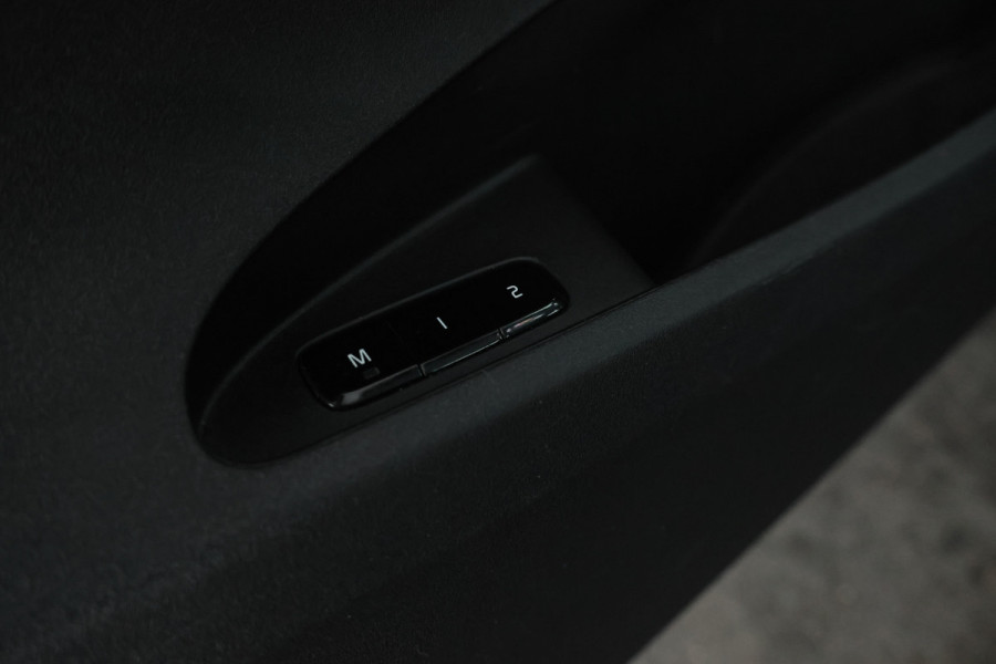 Polestar 2 Long Range Single Motor 78 kWh SOH 95% Panorama, Climate,
