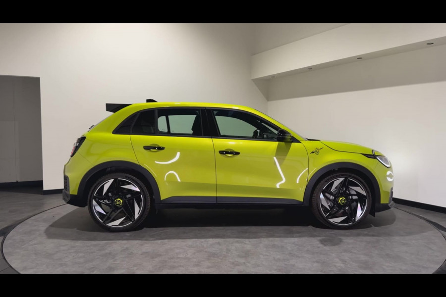 Fiat 600E Abarth Turismo 54 kWh | Acid Green