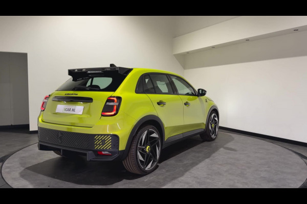 Fiat 600E Abarth Turismo 54 kWh | Acid Green