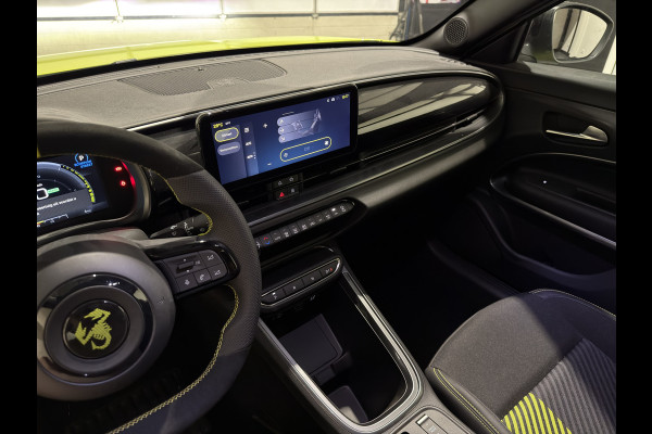 Fiat 600E Abarth Turismo 54 kWh | Acid Green