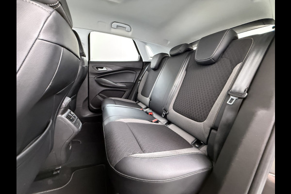 Opel Grandland X 131PK Turbo AGR-Comfort Stoelen Camera Navi Apple Carplay Android Auto Ecc Pdc Business + Lmv Privacy Glas Led Bluetooth Cruise Control Lane Assist Isofix Origineel Nederlandse Auto
