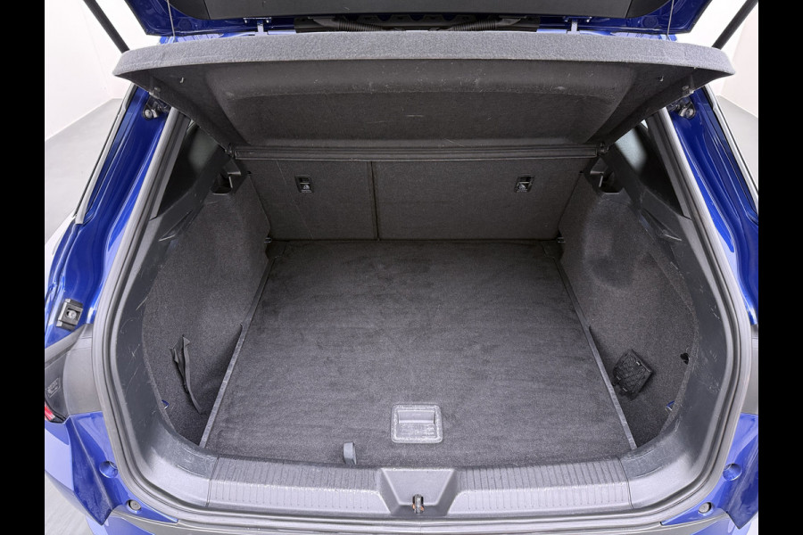 Volkswagen ID.4 Pro 82kWh SOH 93% Adap.Cruise Camera Stuur+Stoelverwarming 3-Zone Ecc Navi Apple Carplay Android Auto Lmv 19" Isofix Led Keyless Advanced Comfort Pakket Plus Assistance Pakket 1e Eigenaar Origineel Nederlandse Auto
