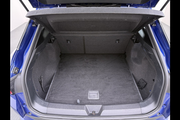 Volkswagen ID.4 Pro 82kWh SOH 93% Adap.Cruise Camera Stuur+Stoelverwarming 3-Zone Ecc Navi Apple Carplay Android Auto Lmv 19" Isofix Led Keyless Advanced Comfort Pakket Plus Assistance Pakket 1e Eigenaar Origineel Nederlandse Auto