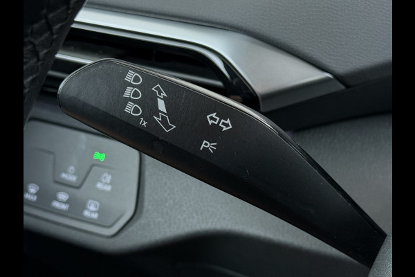 Volkswagen ID.4 Pro 82kWh SOH 93% Adap.Cruise Camera Stuur+Stoelverwarming 3-Zone Ecc Navi Apple Carplay Android Auto Lmv 19" Isofix Led Keyless Advanced Comfort Pakket Plus Assistance Pakket 1e Eigenaar Origineel Nederlandse Auto