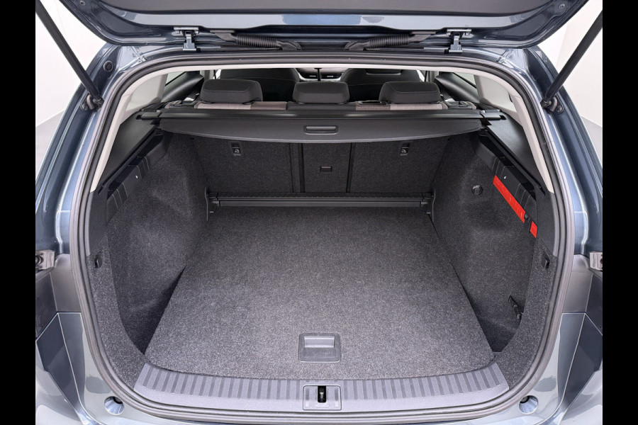 Škoda ENYAQ iV 60 First Edition SOH 92% Adap.Cruise Camera Elek.Stoel+Memory Stoel+Stuurverwarming 3-Zone Ecc Apple Carplay Android Auto Pdc P-Assist Privacy Glas Lmv Led-Matrix Isofix Keyless advanced Bleutooth Rijstrooksensor 1e Eigenaar Dealeronderhouden Origineel Nederlandse Auto