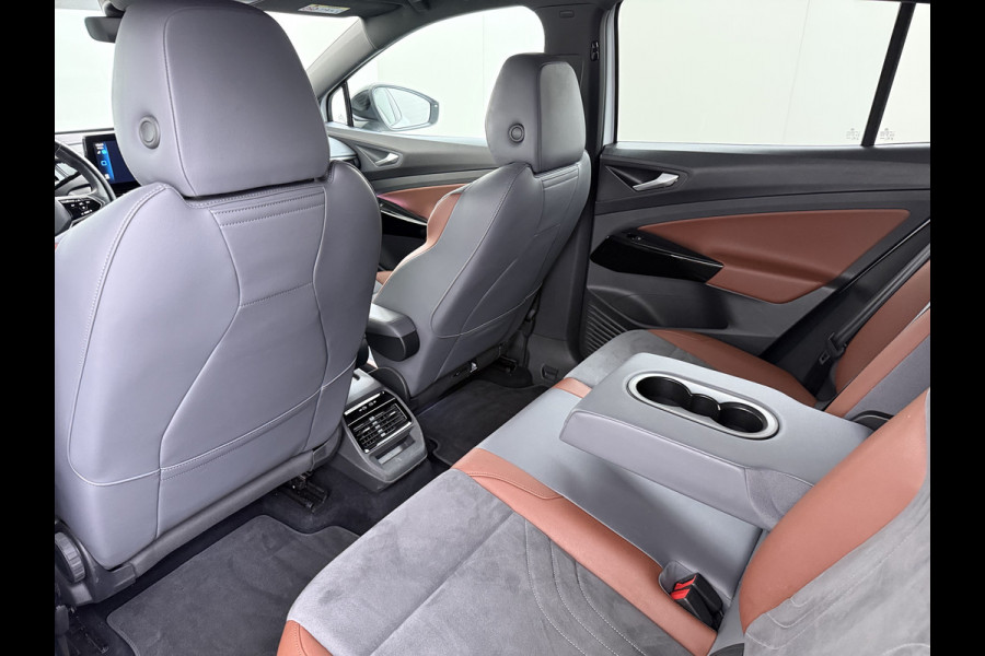 Volkswagen ID.4 1st 82kWh SOH 90% Trekhaak Warmtepomp Adap.Cruise Camera Stuur+Stoelverwarming Navi Ecc Apple Carplay Android Auto Privacy Glas Lmv Led Isofix Voorruitverwarming 1.000KG Trekgewicht