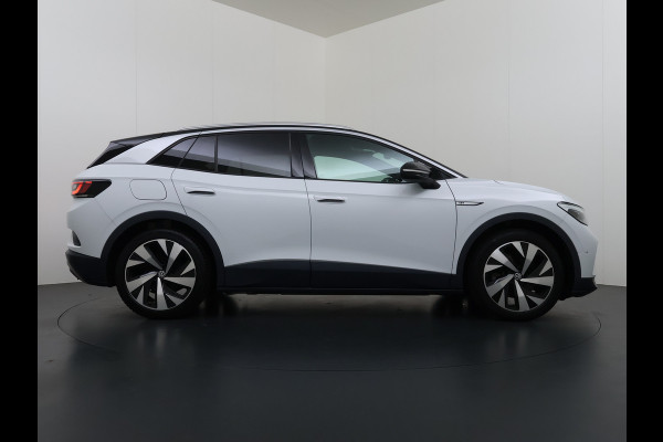 Volkswagen ID.4 1st 82kWh SOH 90% Trekhaak Warmtepomp Adap.Cruise Camera Stuur+Stoelverwarming Navi Ecc Apple Carplay Android Auto Privacy Glas Lmv Led Isofix Voorruitverwarming 1.000KG Trekgewicht