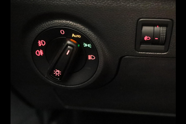 Seat Ibiza Style Plus 1.0 EcoTSI 95 PK | Midnight Black Metallic | Apple Carplay | Park Assist | Cruise Control
