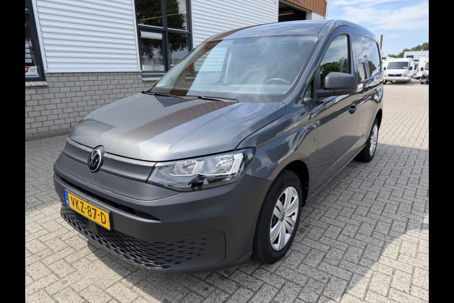 Volkswagen Caddy Cargo 2.0 TDI Economy Business / vaste prijs rijklaar € 14.950 ex btw / lease vanaf € / euro 6 / bpm vrij / cruise en climate control / donker grijs metallic
