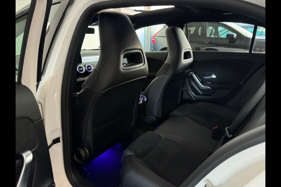 Mercedes-Benz A-Klasse 200 AMG Night Pano|Sfeer|CarPlay|Camera