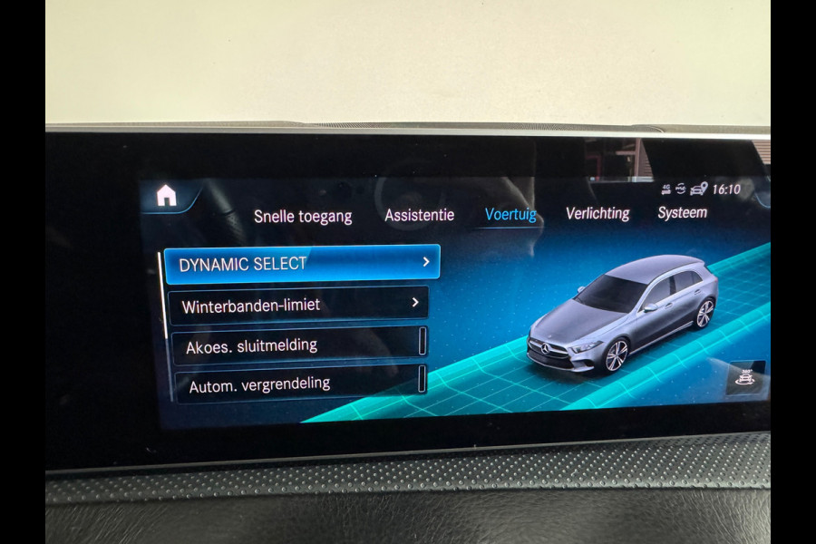 Mercedes-Benz A-Klasse 200 AMG Night Pano|Sfeer|CarPlay|Camera