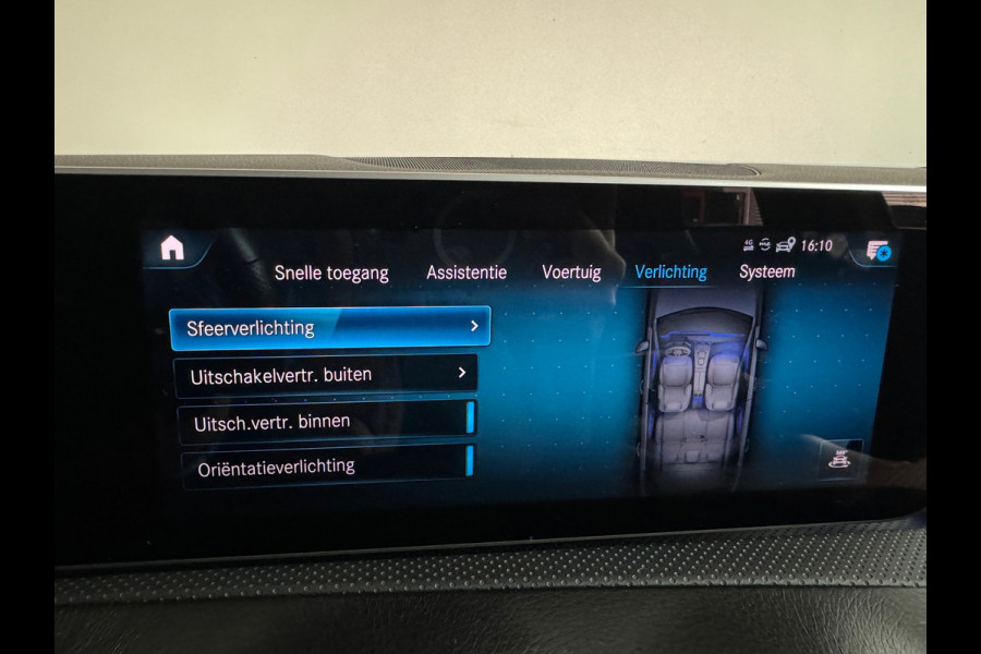 Mercedes-Benz A-Klasse 200 AMG Night Pano|Sfeer|CarPlay|Camera