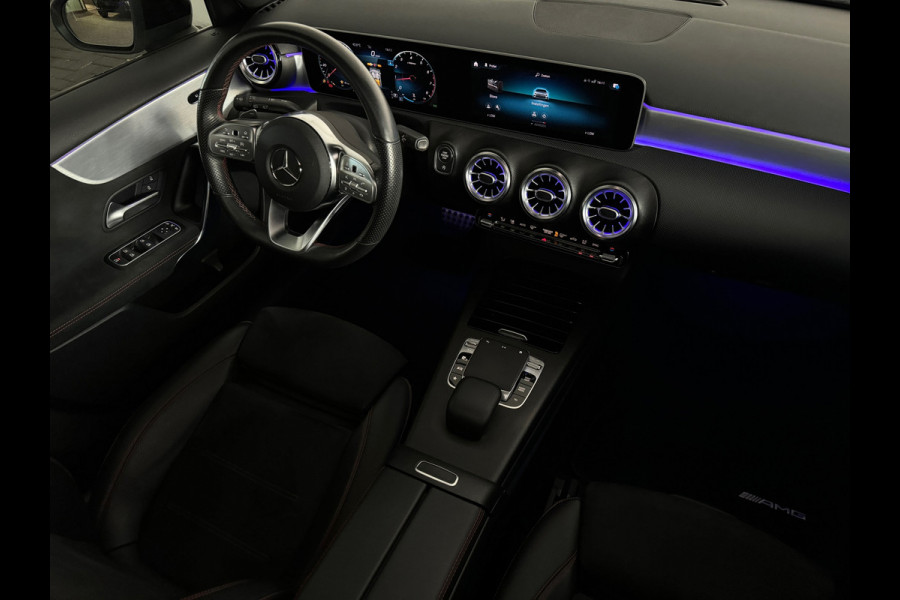 Mercedes-Benz A-Klasse 200 AMG Night Pano|Sfeer|CarPlay|Camera
