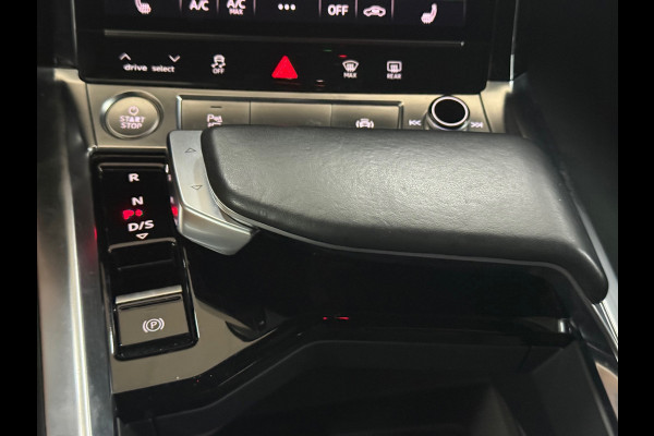 Audi e-tron E-tron 55 quattro advanced S Line 95 kWh l Trekhaak l VDOH l Alarm l