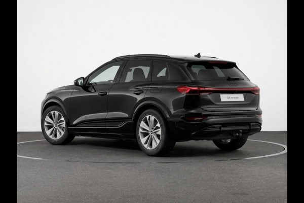 Audi Q6 e-tron S edition e-tron 83 Kwh 252 pk | Trekhaak, mechanisch draaibaar | Exterieurpakket zwart | Warmtewerend glas donker tint | Audi drive select |