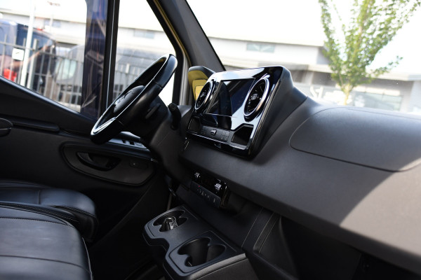 Mercedes-Benz Sprinter 316 2.2 CDI L2H2 PB Edition Cruise, 360 Camera, Carplay, LED, 10,5'' Mbux, Automaat, 164pk, Stoelverwarming, Standkachel, Trekhaak, Uniek!