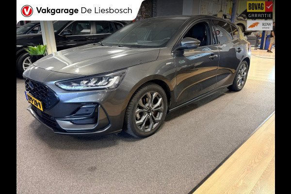 Ford Focus 1.0 EcoBoost Hybrid ST Line / automaat / stuur en stoel verwarming / led