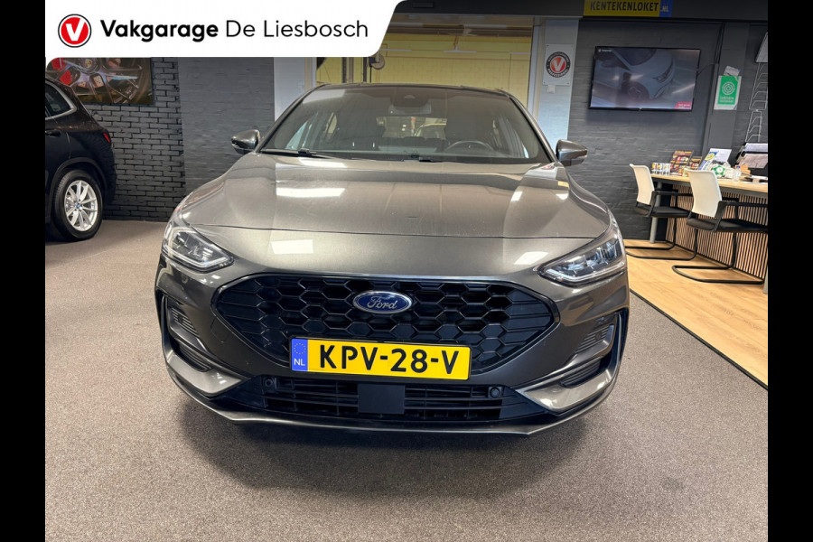 Ford Focus 1.0 EcoBoost Hybrid ST Line / automaat / stuur en stoel verwarming / led