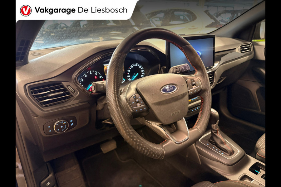 Ford Focus 1.0 EcoBoost Hybrid ST Line / automaat / stuur en stoel verwarming / led
