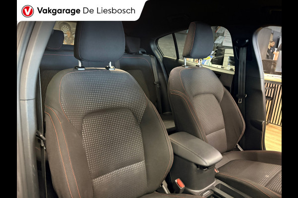 Ford Focus 1.0 EcoBoost Hybrid ST Line / automaat / stuur en stoel verwarming / led