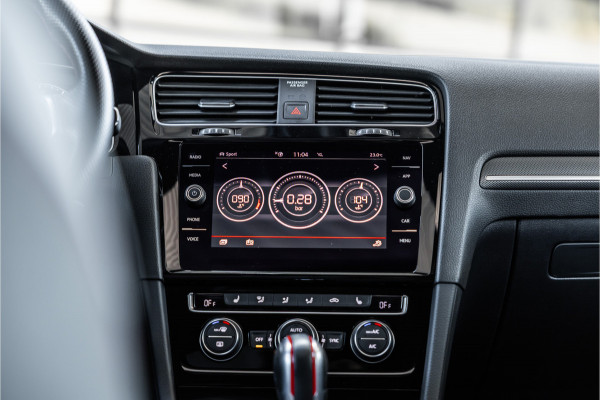 Volkswagen Golf 2.0 TSI 290 PK GTI TCR | Panorama | ACC | Camera | CarPlay | Navigatie | Stoelverwarming | Virtual Cockpit | Keyless Go | Nieuwe APK