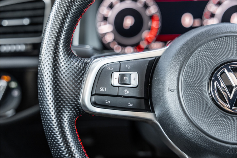Volkswagen Golf 2.0 TSI 290 PK GTI TCR | Panorama | ACC | Camera | CarPlay | Navigatie | Stoelverwarming | Virtual Cockpit | Keyless Go | Nieuwe APK