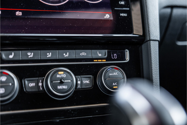 Volkswagen Golf 2.0 TSI 290 PK GTI TCR | Panorama | ACC | Camera | CarPlay | Navigatie | Stoelverwarming | Virtual Cockpit | Keyless Go | Nieuwe APK
