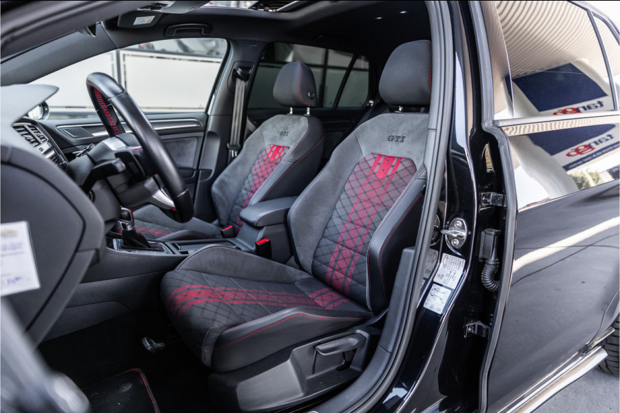 Volkswagen Golf 2.0 TSI 290 PK GTI TCR | Panorama | ACC | Camera | CarPlay | Navigatie | Stoelverwarming | Virtual Cockpit | Keyless Go | Nieuwe APK