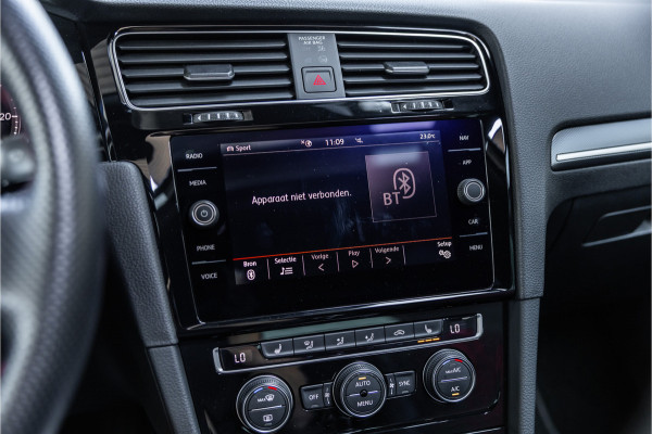 Volkswagen Golf 2.0 TSI 290 PK GTI TCR | Panorama | ACC | Camera | CarPlay | Navigatie | Stoelverwarming | Virtual Cockpit | Keyless Go | Nieuwe APK