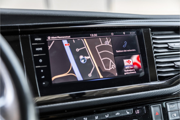 Volkswagen Transporter 2.0 TDI L2H1 DC Caravelle | LeightonVans Bodykit | ACC | Bi-Xenon | Elek deuren | Lederen bekleding | Camera | CarPlay | Navigatie | Trekhaak | Nieuwe APK