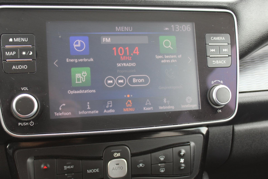 Nissan Leaf Acenta 40 kWh LED MULTI MEDIA KEYLESS CAMERA NAVI SOH 90,83%