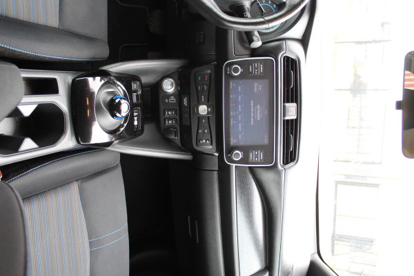 Nissan Leaf Acenta 40 kWh LED MULTI MEDIA KEYLESS CAMERA NAVI SOH 90,83%