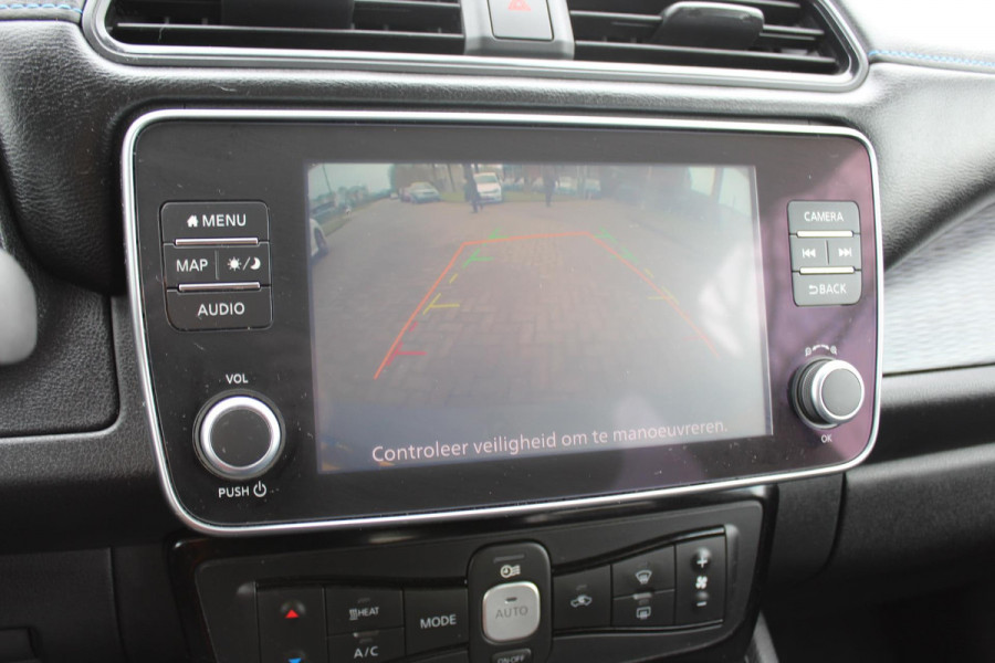 Nissan Leaf Acenta 40 kWh LED MULTI MEDIA KEYLESS CAMERA NAVI SOH 90,83%