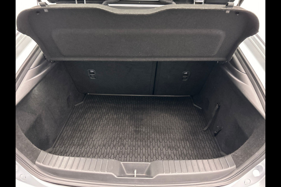 Mazda 3 2.0 e-SkyActiv-X M Hybrid 180 Luxury | Head-up | Stoelverwarming | 360 Camera |Bose | Memory | Adaptieve Cruise/Control |