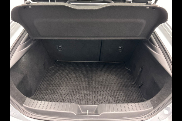 Mazda 3 2.0 e-SkyActiv-X M Hybrid 180 Luxury | Head-up | Stoelverwarming | 360 Camera |Bose | Memory | Adaptieve Cruise/Control |