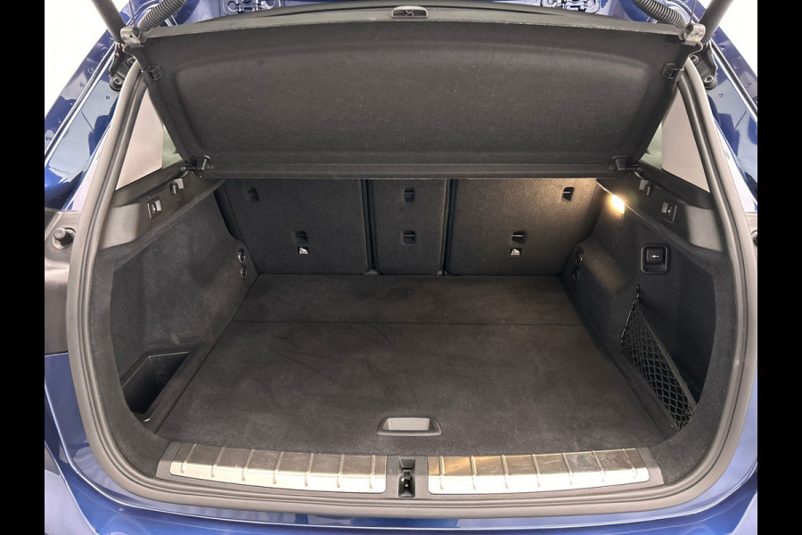 BMW X1 SDrive18i High Executive | Panoramadak | Navigatie | Cruise/Control | Climate/Control | Camera | Memory |Stoelverwarming |