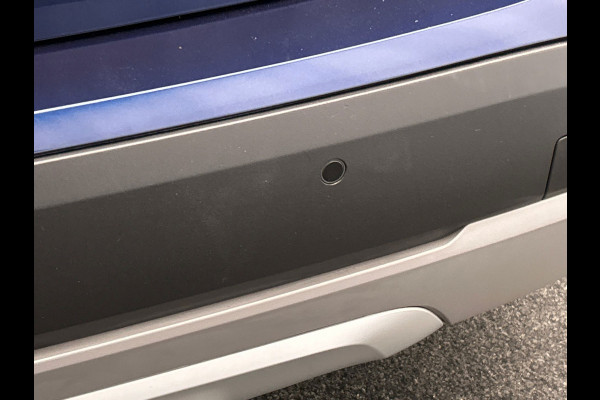 BMW X1 SDrive18i High Executive | Panoramadak | Navigatie | Cruise/Control | Climate/Control | Camera | Memory |Stoelverwarming |