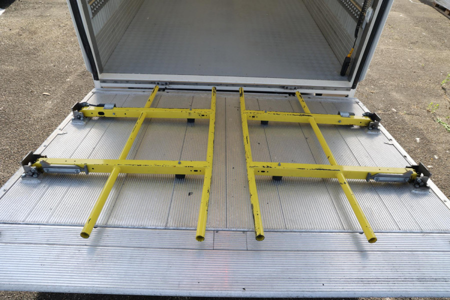 Iveco Daily 35C14N 3.0 AUTOMAAT BE COMBINATIE