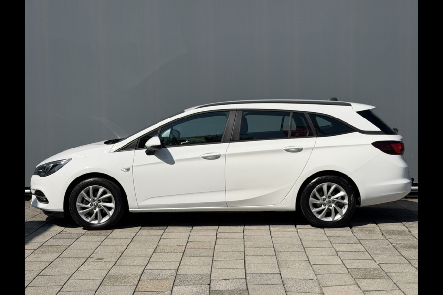 Opel Astra Sports Tourer BWJ 2020 | 1.2T 111PK EXECUTIVE TREKHAAK | CLIMA | NAVI | CARPLAY | SPORTSTOELEN | PDC 2X | CAMERA A |