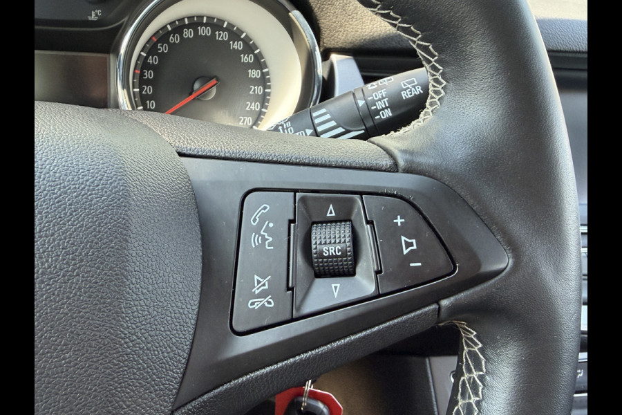 Opel Astra Sports Tourer BWJ 2020 | 1.2T 111PK EXECUTIVE TREKHAAK | CLIMA | NAVI | CARPLAY | SPORTSTOELEN | PDC 2X | CAMERA A |