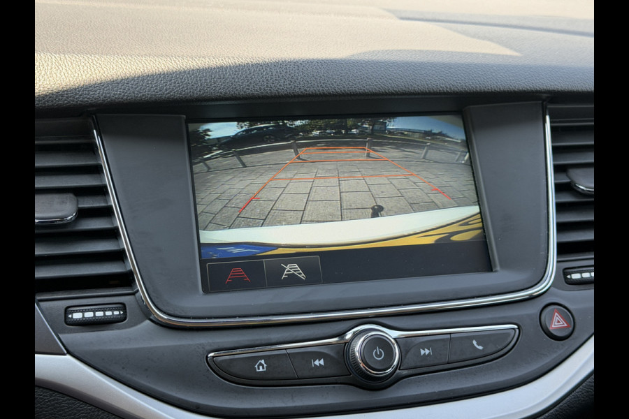 Opel Astra Sports Tourer BWJ 2020 | 1.2T 111PK EXECUTIVE TREKHAAK | CLIMA | NAVI | CARPLAY | SPORTSTOELEN | PDC 2X | CAMERA A |