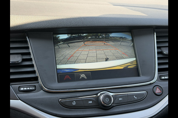 Opel Astra Sports Tourer BWJ 2020 | 1.2T 111PK EXECUTIVE TREKHAAK | CLIMA | NAVI | CARPLAY | SPORTSTOELEN | PDC 2X | CAMERA A |