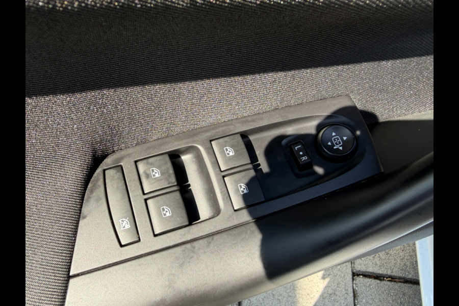 Opel Astra Sports Tourer BWJ 2020 | 1.2T 111PK EXECUTIVE TREKHAAK | CLIMA | NAVI | CARPLAY | SPORTSTOELEN | PDC 2X | CAMERA A |