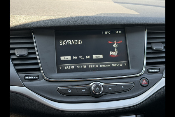 Opel Astra Sports Tourer BWJ 2020 | 1.2T 111PK EXECUTIVE TREKHAAK | CLIMA | NAVI | CARPLAY | SPORTSTOELEN | PDC 2X | CAMERA A |