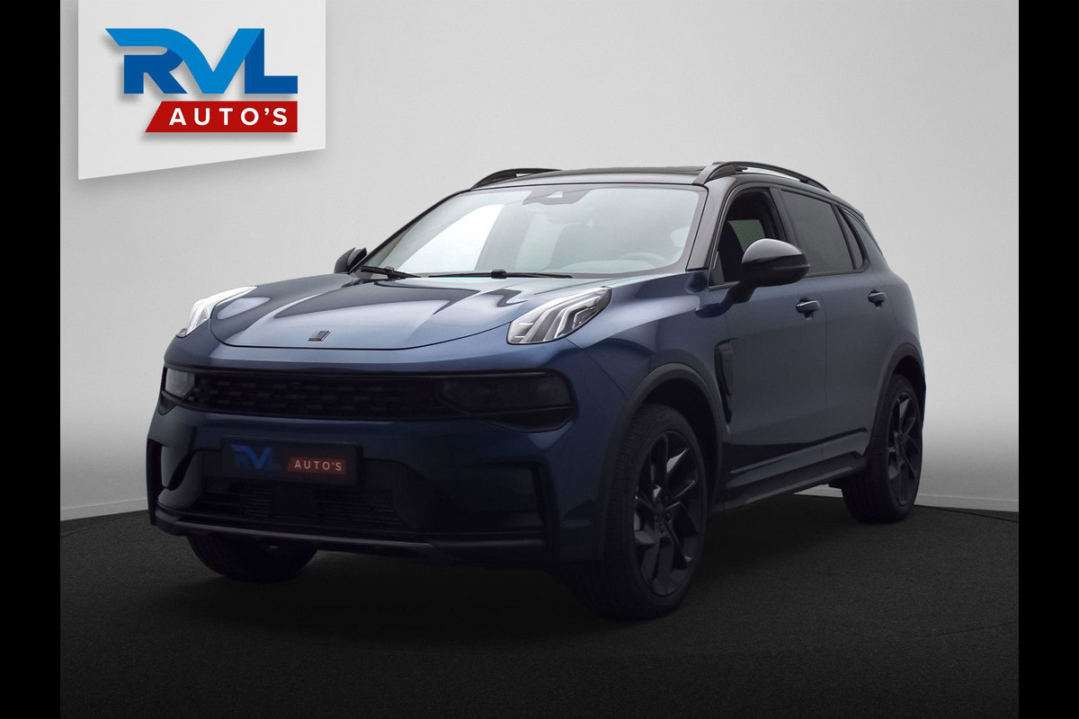 Lynk & Co 01 1.5 261PK Plug-in Hybrid *ZWARTE HEMEL* 360° Camera Pano/dak Apple/Carplay Adaptive/Cruise