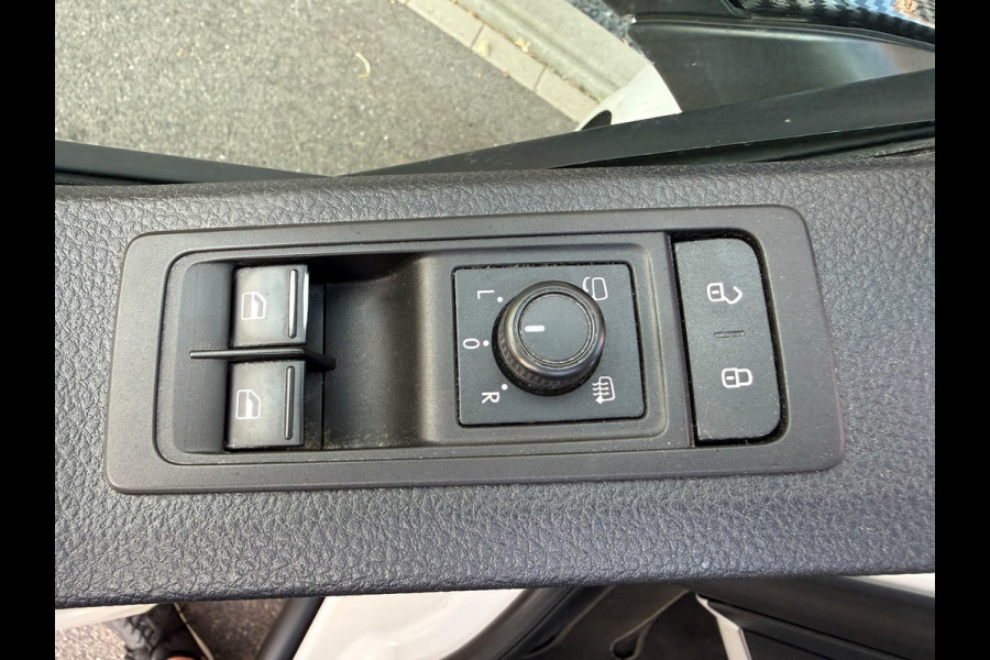 Volkswagen Transporter 2.0 TDI L2 Highline /Dubbele cabine /Led /Navigatie