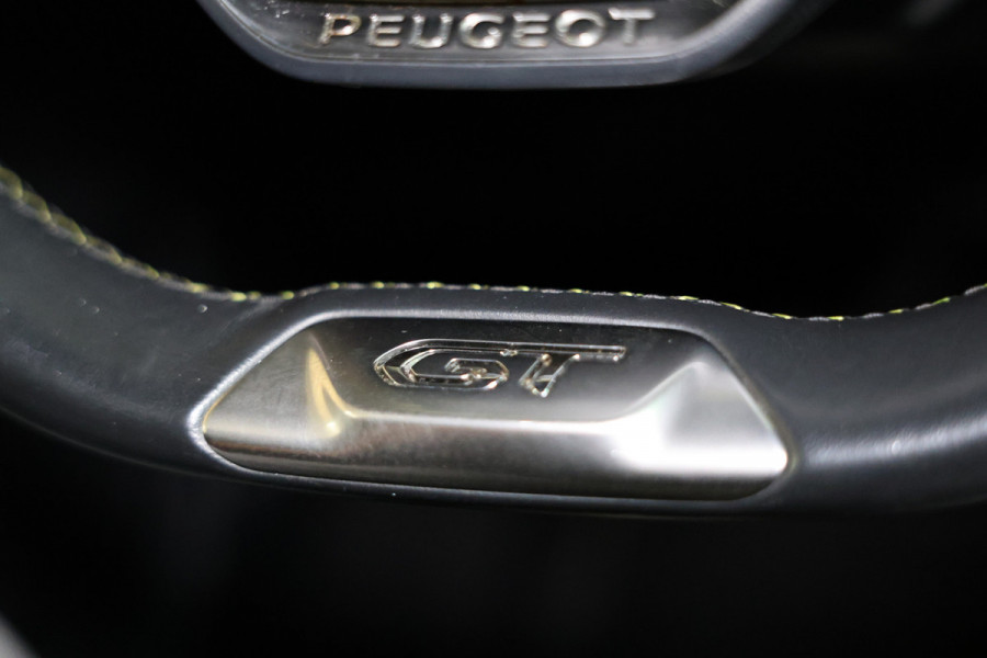 Peugeot 208 1.2 PureTech GT-Line AVM AUTOMAAAT PANO NAVI DRAADLS OPLADEN TOPSTAAT ! 2020
