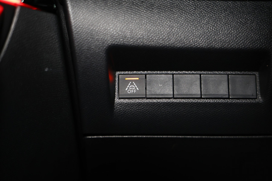 Peugeot 208 1.2 PureTech GT-Line AVM AUTOMAAAT PANO NAVI DRAADLS OPLADEN TOPSTAAT ! 2020